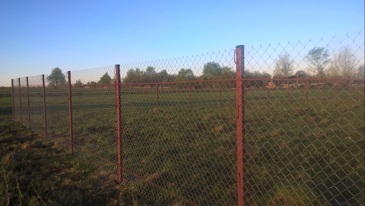 Забор из сетки рабица Забор из сетки рабица